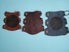 Alkarvédő gumis akasztós motívumos